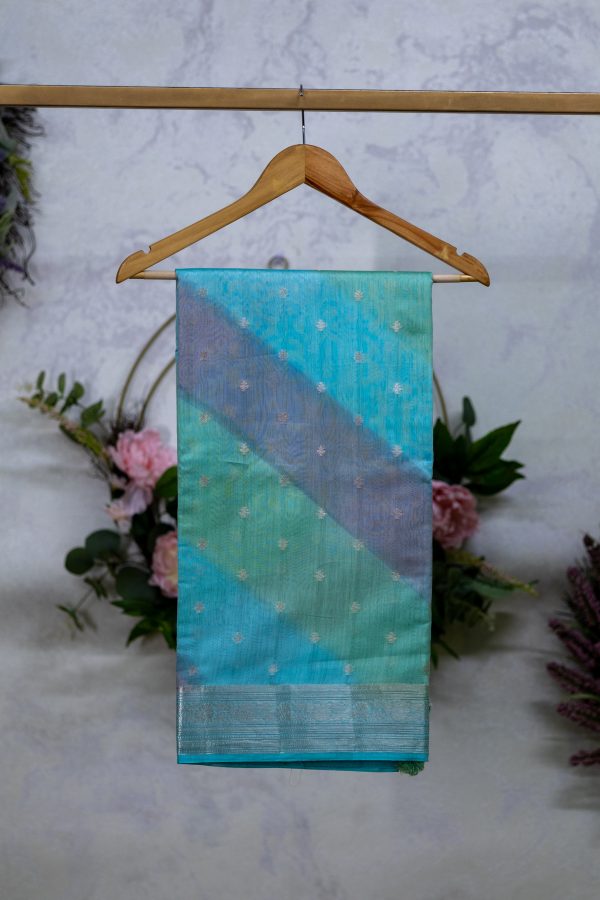 Maheshwari Silk Saree with Multicolour Shading - Image 10
