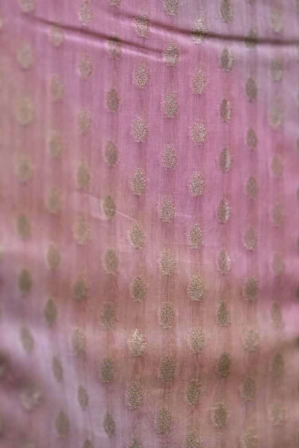 Maheshwari Silk Saree with Multicolour Shading - Image 3