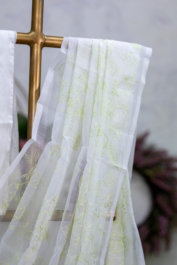 White Supernet Saree - Image 3