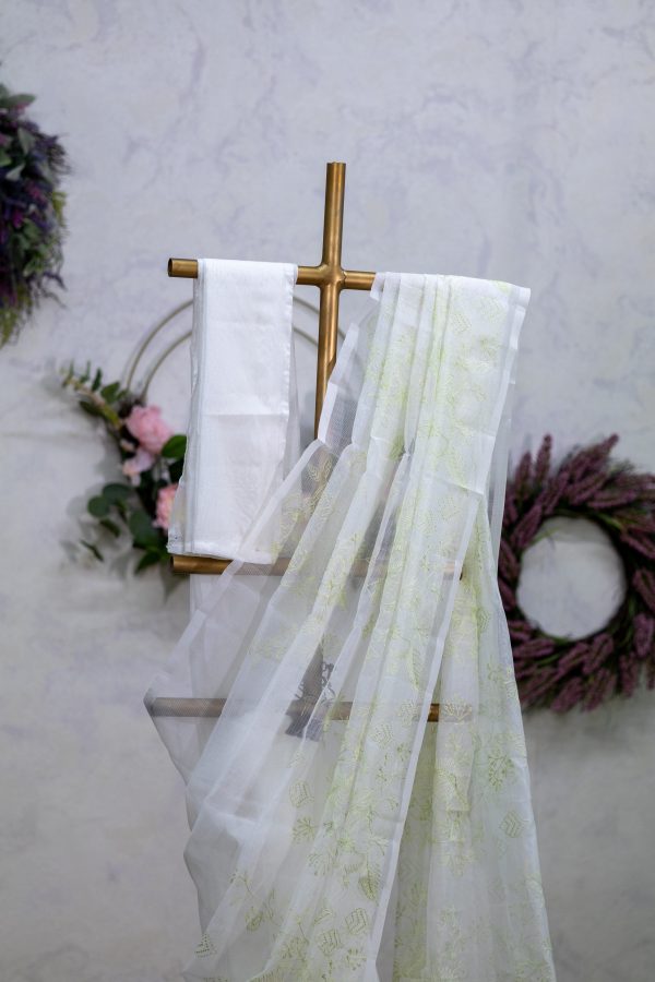 White Supernet Saree - Image 4