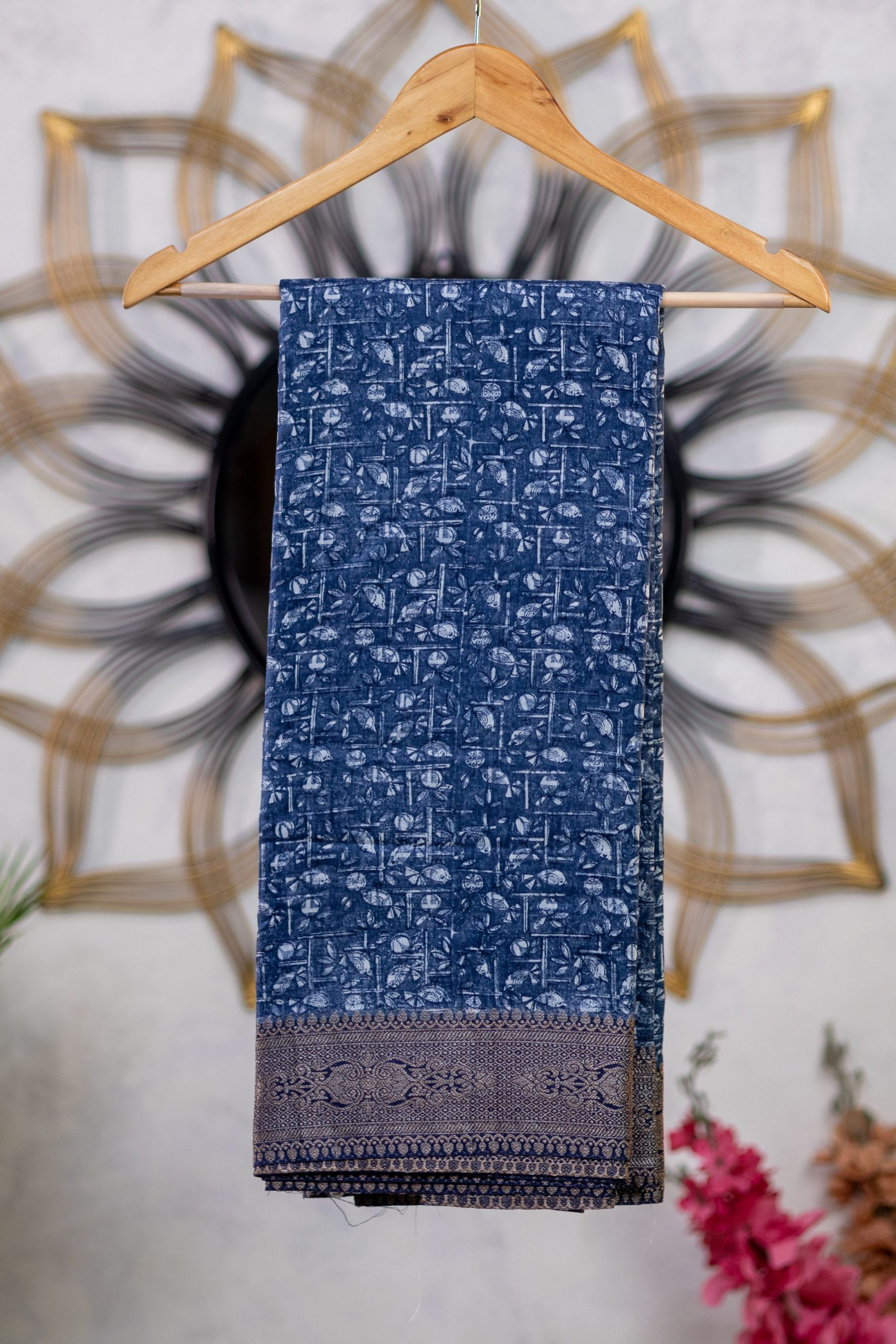 Chanderi Saree with Indigo Print & Antique Banarasi Border - Image 5