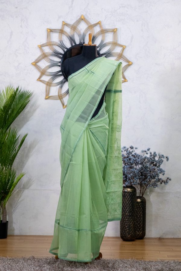 Kota Saree with Lace Border & Self Embroidered Pallu - Image 2