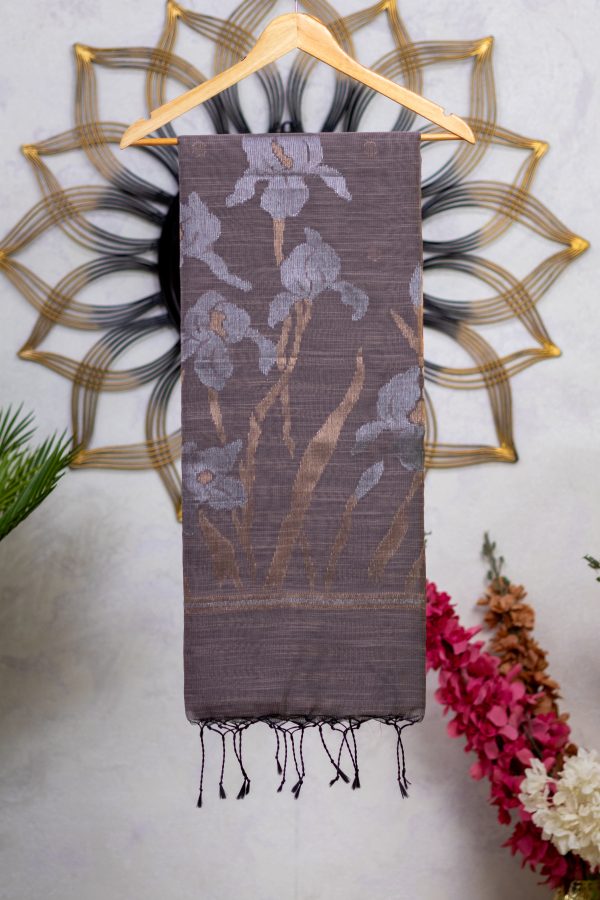 Semi Jute Saree with Antique Butti & Jamdani Pallu - Image 15