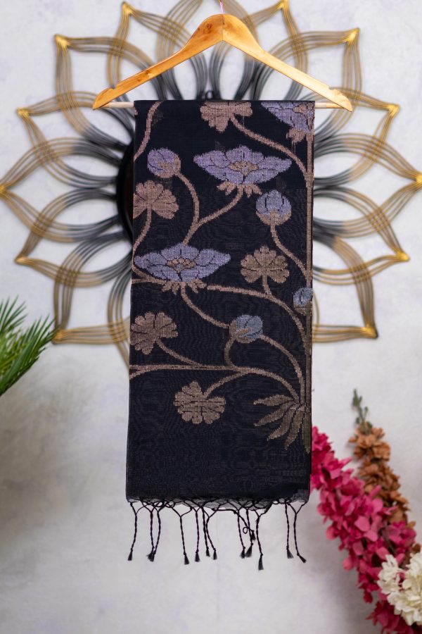Semi Jute Saree with Antique Butti & Jamdani Pallu - Image 13